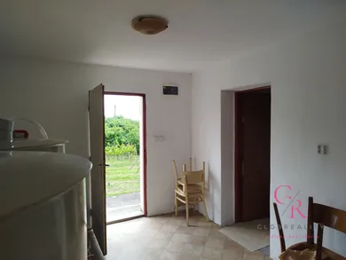 Na predaj 3-izbový rekreačný dom, Vinica