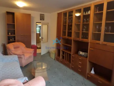 Na prenájom 2-izbový byt, 61 m², Bratislava-Rača