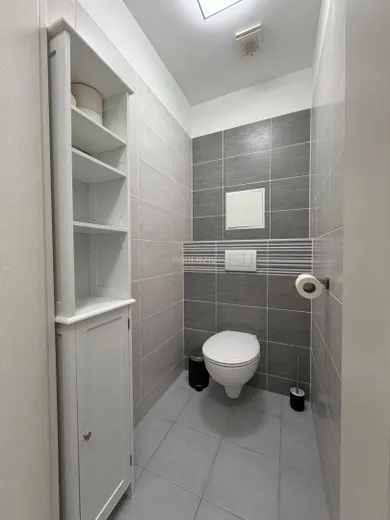 Na predaj 1-izbový byt, 48 m², Bratislava-Podunajské Biskupice