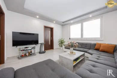 Mieszkania na sprzedaż, 3-pokojowe, Považská Bystrica · €129 900