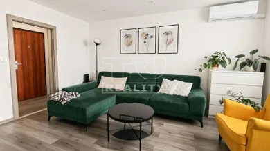 Na predaj 3-izbový byt, 68 m², Topoľčany