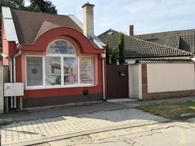 Eladó házak, Nové Zámky · €99 900