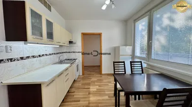 Na predaj 3-izbový byt, 72 m², Nitra, Partizánska
