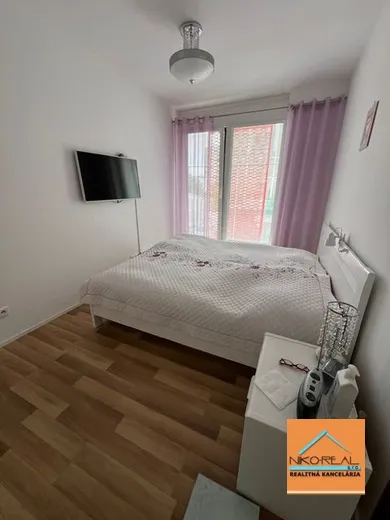 Na predaj 2-izbový byt, 46 m², Bratislava-Ružinov, Teslova