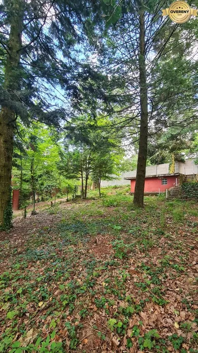 Na predaj pozemok, 608 m², Bratislava-Lamač
