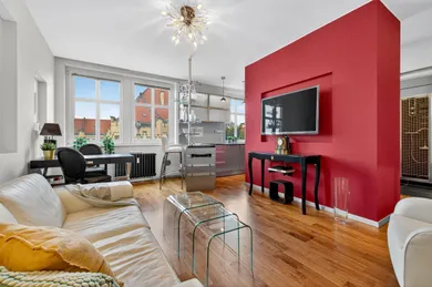 Na prenájom 2-izbový byt, 44 m², Bratislava-Staré Mesto, Bezručova 1