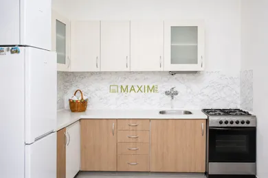 Mieszkania na sprzedaż, 3-pokojowe, Bratislava-Dúbravka · €230 000