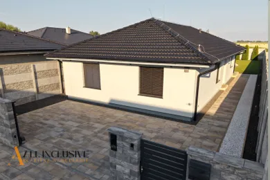Domy na predaj 4-izbový, Galanta · €285 000