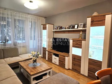 Byty na predaj 3-izbový, Považská Bystrica · €175 000