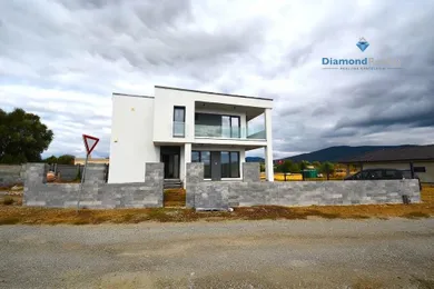 Na prenájom dom, 138 m², Čaňa