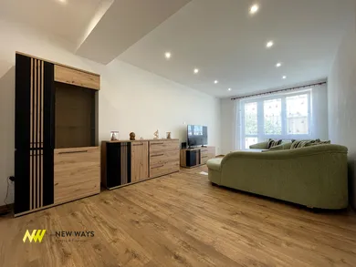 Na prenájom 2-izbový byt, 53 m², Poprad, Banícka