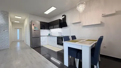 Na prenájom 3-izbový byt, 78 m², Galanta, Orechová