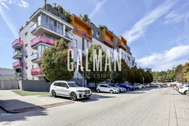 Квартири на продаж, 4-кімнатні, Bratislava-Karlova Ves · €490 000