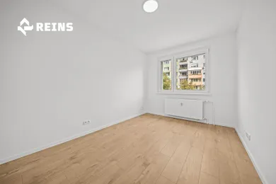 Na predaj 4-izbový byt, 80 m², Bratislava-Karlova Ves, Ľudovíta Fullu