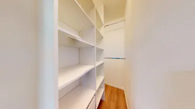Na prenájom 2-izbový byt, 40 m², Modra, Družstevná