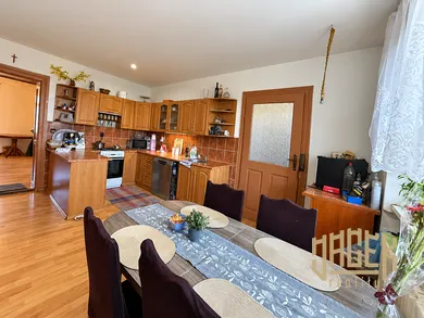 Na predaj dom, 214 m², Pruské