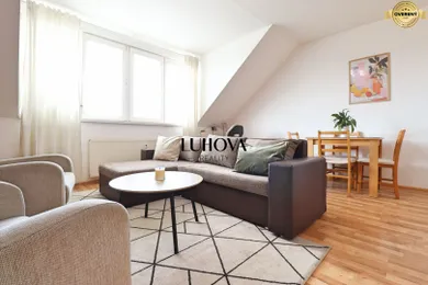 Na prenájom 2-izbový byt, 57 m², Púchov, Moravská