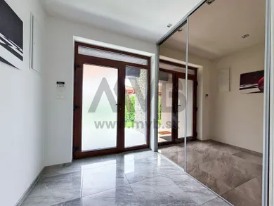 Na predaj 3-izbový dom, 120 m², Dvory nad Žitavou