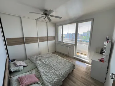 Na predaj 2-izbový byt, 48 m², Bratislava-Petržalka, Jasovská