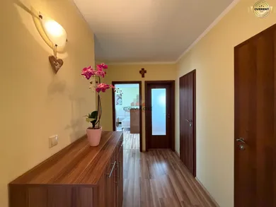Na prenájom 3-izbový byt, 65 m², Piešťany, Adama Trajana
