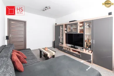 Na predaj 3-izbový byt, 84 m², Nové Zámky, S. H. Vajanského