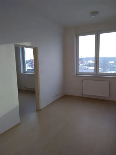 Квартиры в аренду, 1-комнатные, Nové Zámky · €440