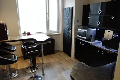 Mieszkania na sprzedaż, 1-pokojowe, Banská Bystrica · €180 000