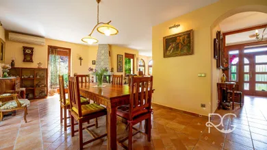 Na predaj 4-izbový dom, 157 m², Kvetoslavov