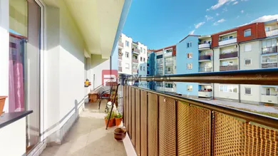 Na predaj 4-izbový byt, 98 m², Pezinok, Muškátová