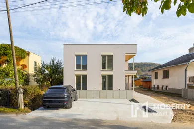 Na predaj 3-izbový byt, 90 m², Bardejov, Orechová