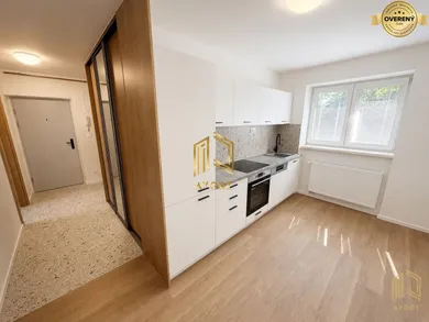 Квартиры в аренду, 2-комнатные, Senica · €600