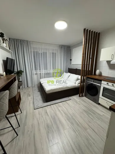 Na predaj 1-izbový byt, 23 m², Bratislava-Staré Mesto, Záhradnícka