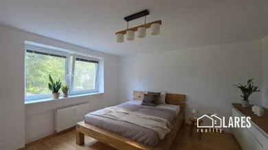 Na predaj 2-izbový byt, 65 m², Prievidza, B. Björnsona