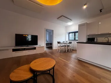 Na prenájom 3-izbový byt, 86 m², Dolný Kubín, Mierová