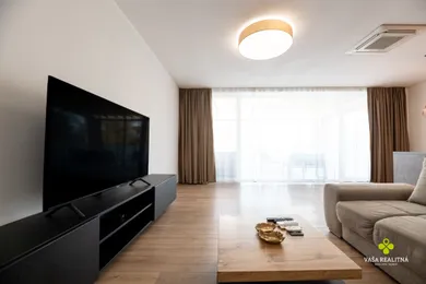 Na prenájom 2-izbový byt, 70 m², Bojnice, Ulica Podskalné