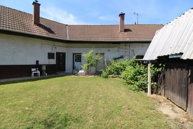 Na predaj dom, 323 m², Ostrov, Hlavná