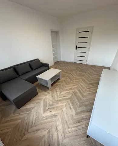 Na prenájom 2-izbový byt, 57 m², Košice-Staré Mesto, Lomená