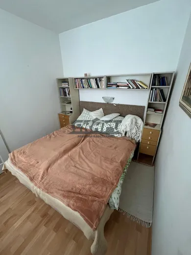 Na predaj 2-izbový byt, 44 m², Bratislava-Dúbravka, Hanulova