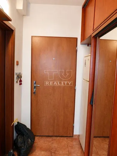 Na predaj 2-izbový byt, 46 m², Bratislava-Petržalka