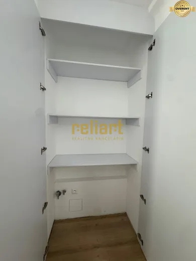 Na predaj 4-izbový byt, 68 m², Bratislava-Ružinov, Trebišovská