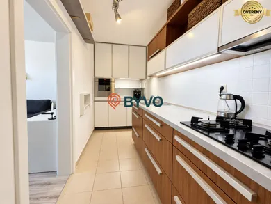 Na prenájom 3-izbový byt, 51 m², Bratislava-Karlova Ves, Veternicová