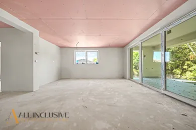Na predaj 3-izbový byt, 78 m², Tomášikovo