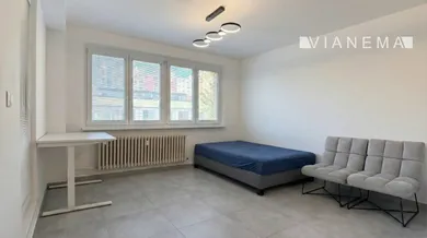 Na predaj byt v Bratislava-Karlova Ves · €171 999 · Dokončené