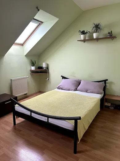 Na predaj 2-izbový byt, 56 m², Senec, Svätoplukova