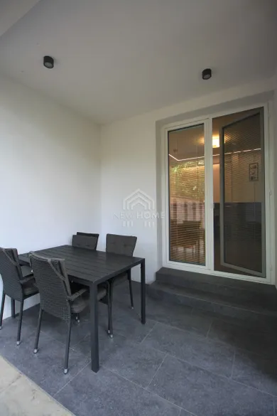 Na prenájom 4-izbový byt, 160 m², Bratislava-Karlova Ves, Adámiho