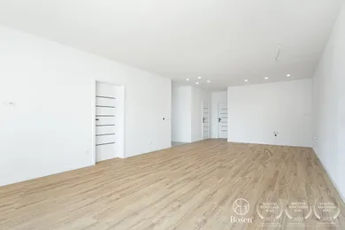 Na predaj 4-izbový dom, 106 m², Veľké Dvorníky