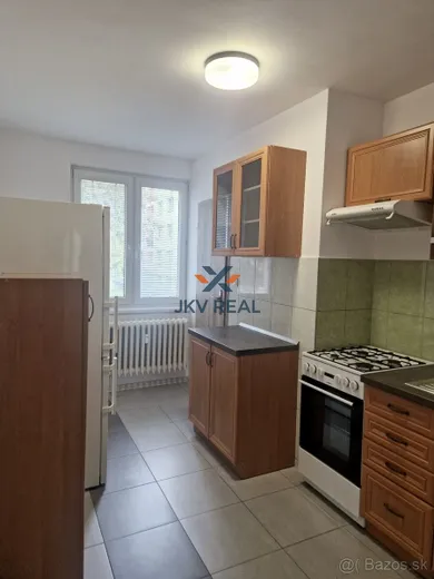 Byty na prenájom 2-izbový, Poprad · €500