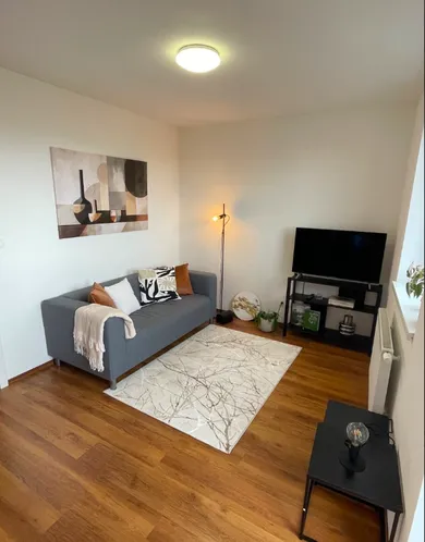 Na prenájom 2-izbový byt, 44 m², Bratislava-Karlova Ves, Staré Grunty