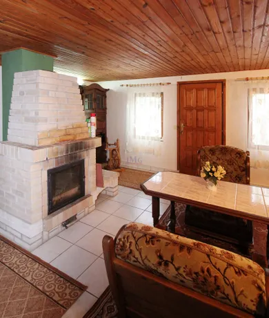 Na predaj 2-izbový rekreačný dom, 40 m², Kremnica