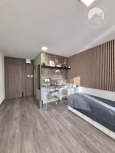 Na predaj 1-izbový byt, 23 m², Komárno